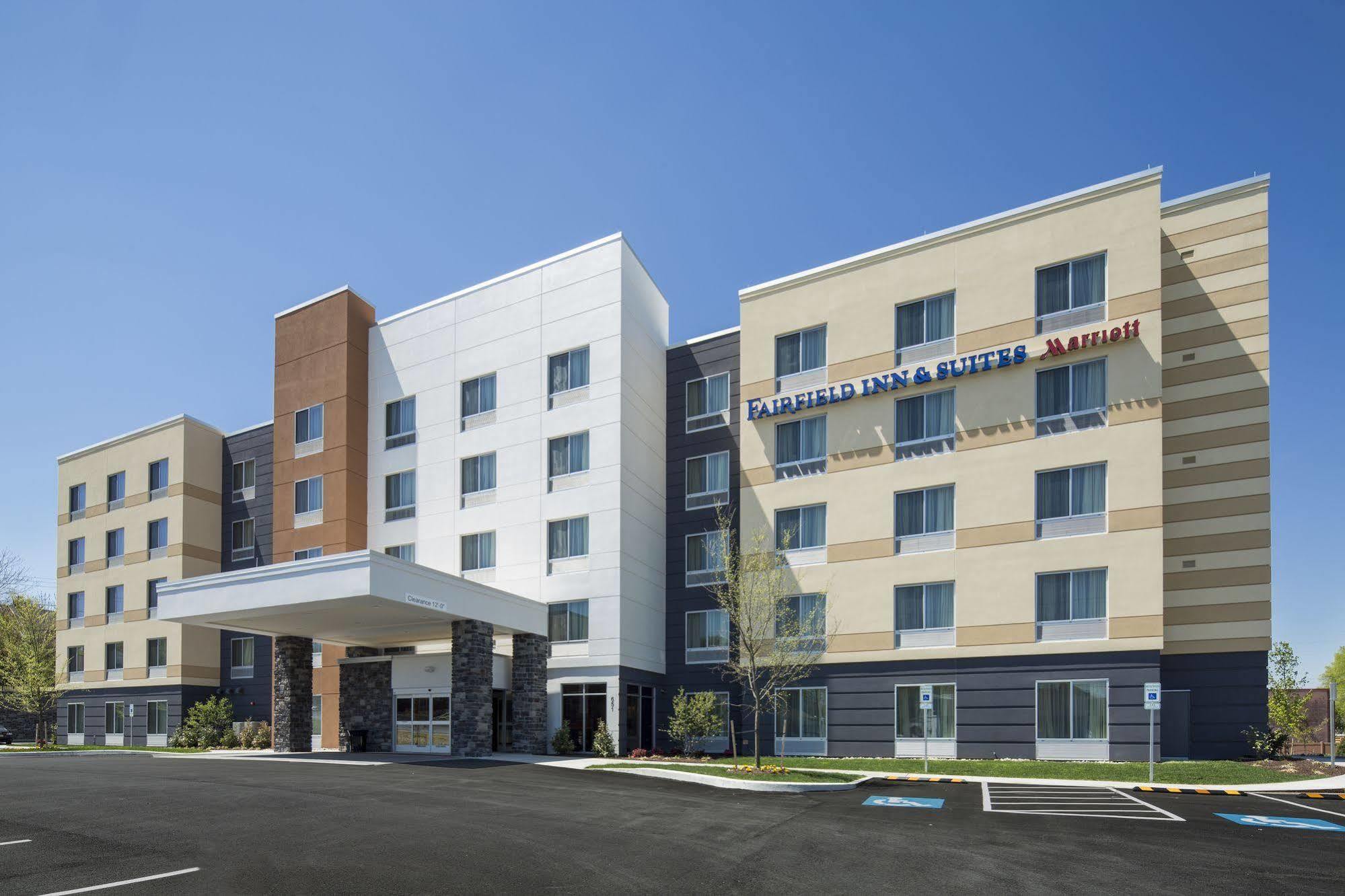 Fairfield & By Marriott Chocolate Avenue Hotel 3*