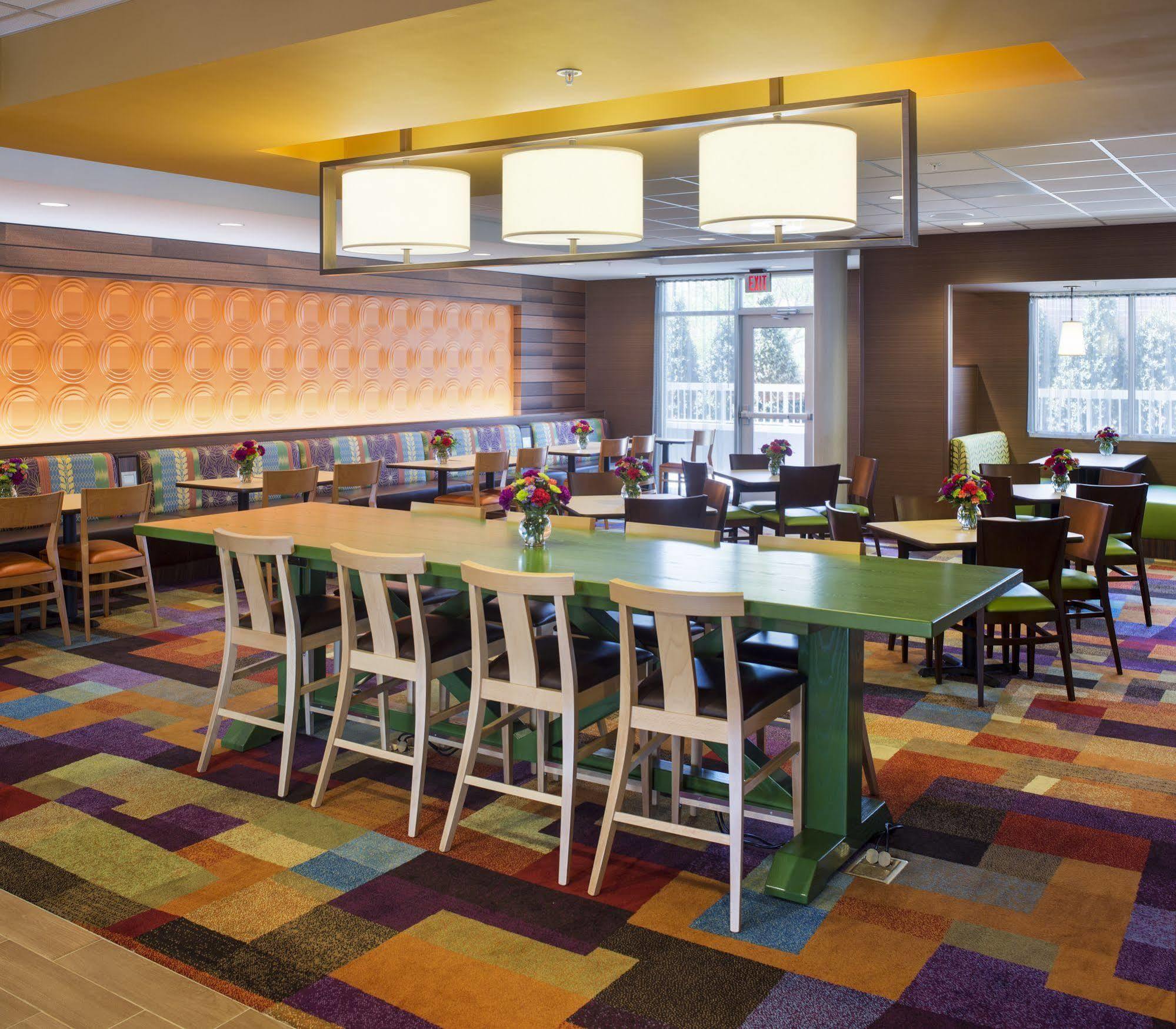 Hotel Fairfield & By Marriott Chocolate Avenue